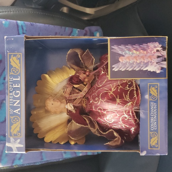 Vintage. 10" Fiber Optic Table Top Angel - Picture 7 of 7